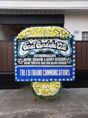 Papan Bunga Duka di Maba Utara